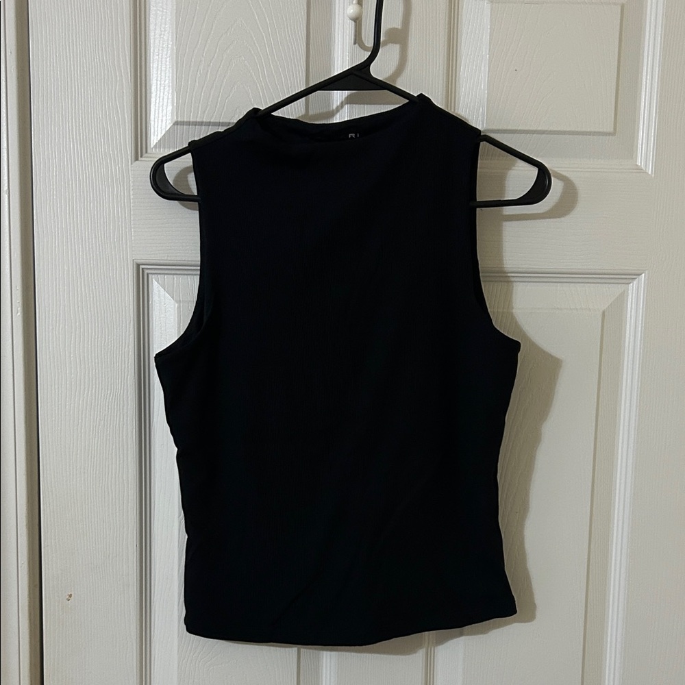 Tahari Classic Black Sleeveless Tank Top